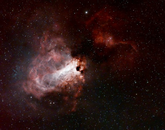 M17 Omega Nebula (46 x 5 min) cropped