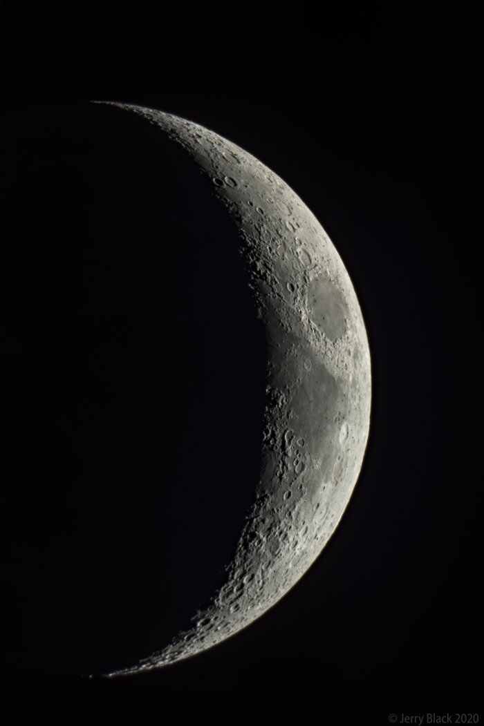 18.3% Waxing Crescent Moon